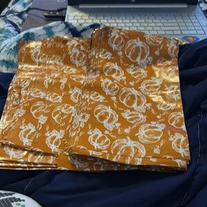 21 pumpkin poly mailers (6X9)